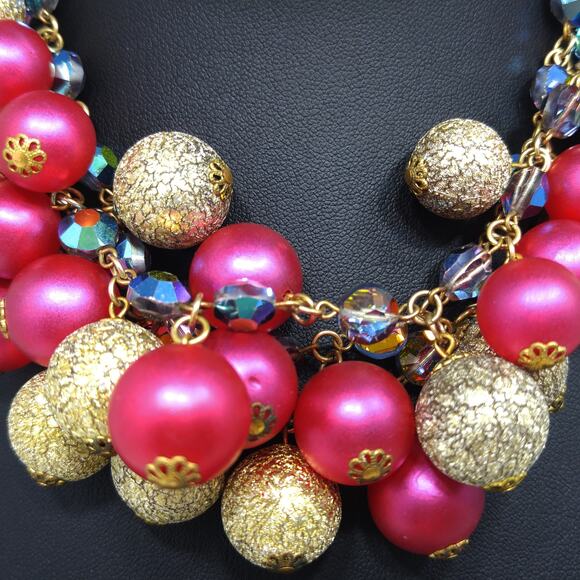 Vintage AB Crystals Red & Gold Beaded Necklace, Three Strands, 1960s - Picture 5 of 10